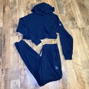 Alo muse sweatpant set